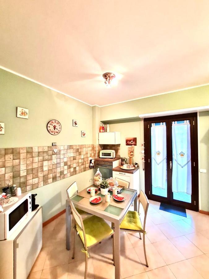 La Maison Blanche Apartment *